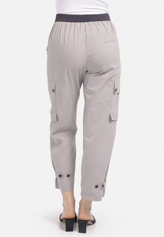 Loosefit Pantalon cargo HELMIDGE en gris