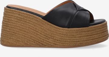 VENEZIA Mules in Black: front