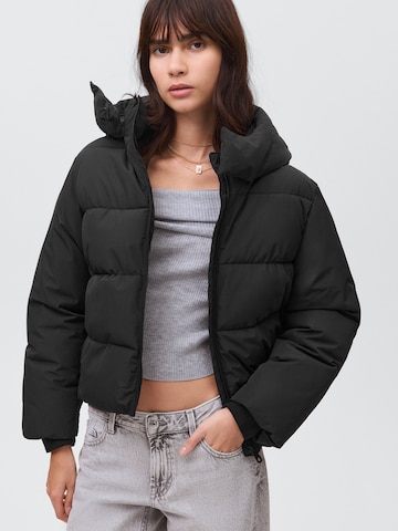 Giacca invernale di MANGO TEEN in nero: frontale