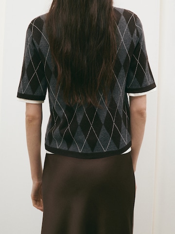 MANGO Pullover i grå