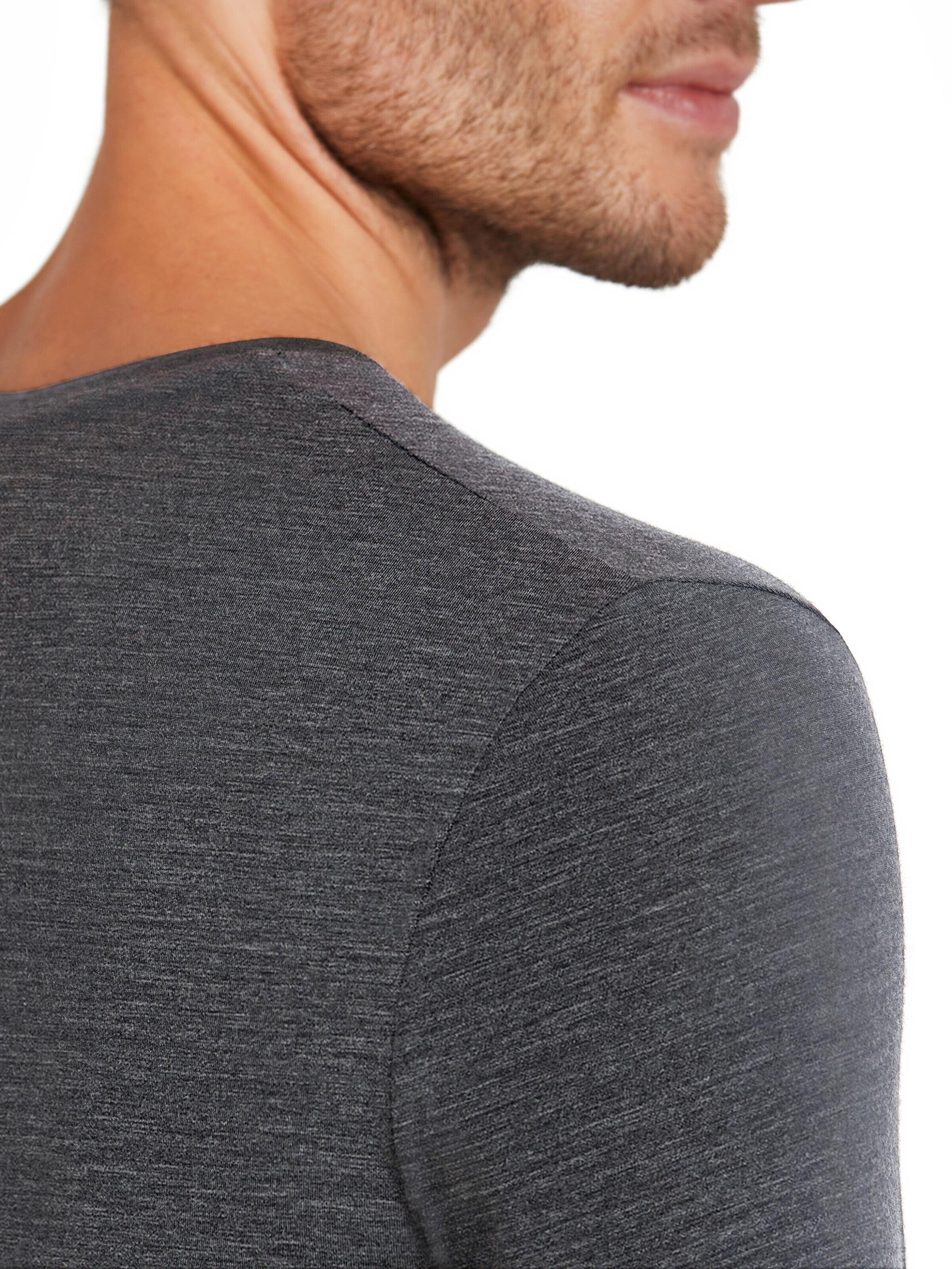 FALKE Undershirt in Grey