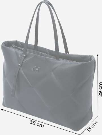 Calvin Klein Shopper in Black