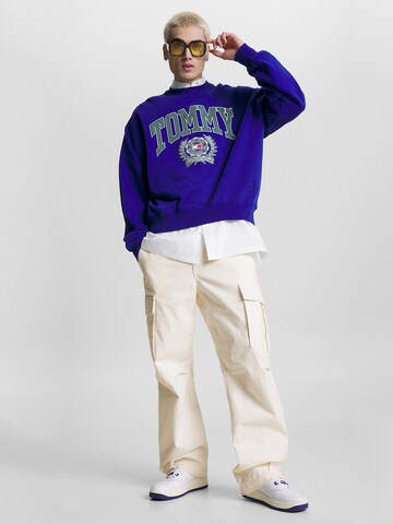 Tommy Jeans Regular Cargo Pants 'Aiden' in White