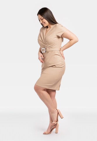 Robe de cocktail 'PETARDA' Karko en beige