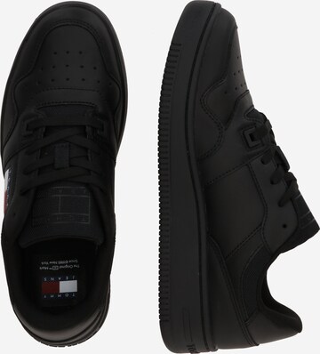 Sneaker low 'Retro Basket Ess Meg 3A3' de la Tommy Jeans pe negru