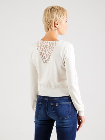 ABOUT YOU Sweater in White