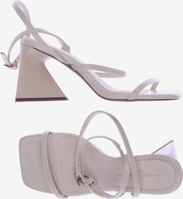 River Island Sandalen 38 in Weiß: predná strana