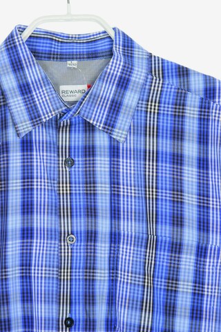 Reward Button Up Shirt in L in Blue