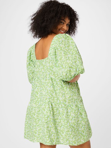 Nasty Gal Plus - Vestido de verão em verde