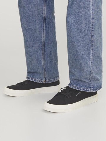 JACK & JONES Низкие кроссовки 'JFWBAYSWATER' в Черный: спереди