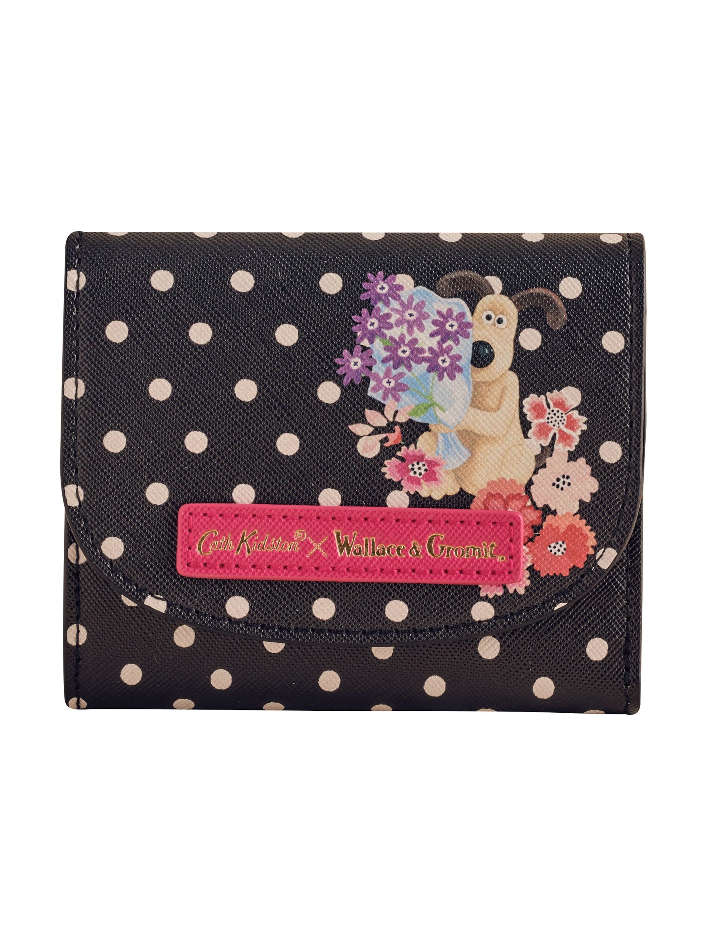 Cath Kidston Wallet in Black: front