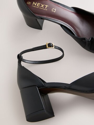 Pumps de la Next pe negru