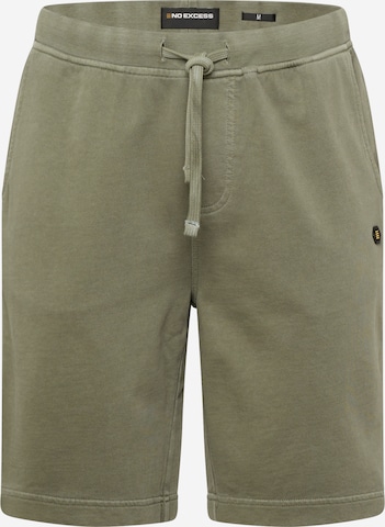 No Excess Regular Trousers in Green: front