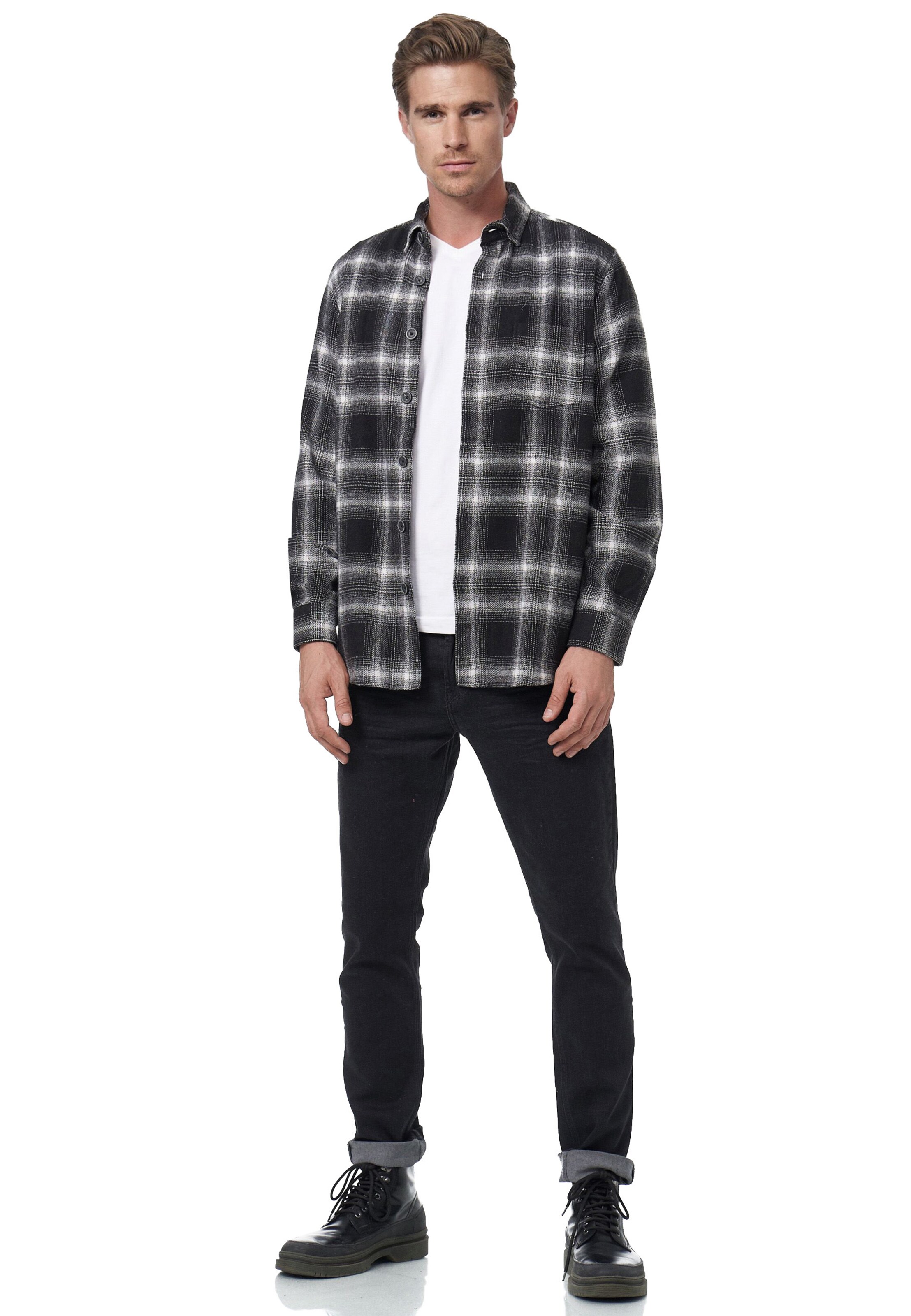 Rusty Neal Slim Fit Hemd in Schwarz