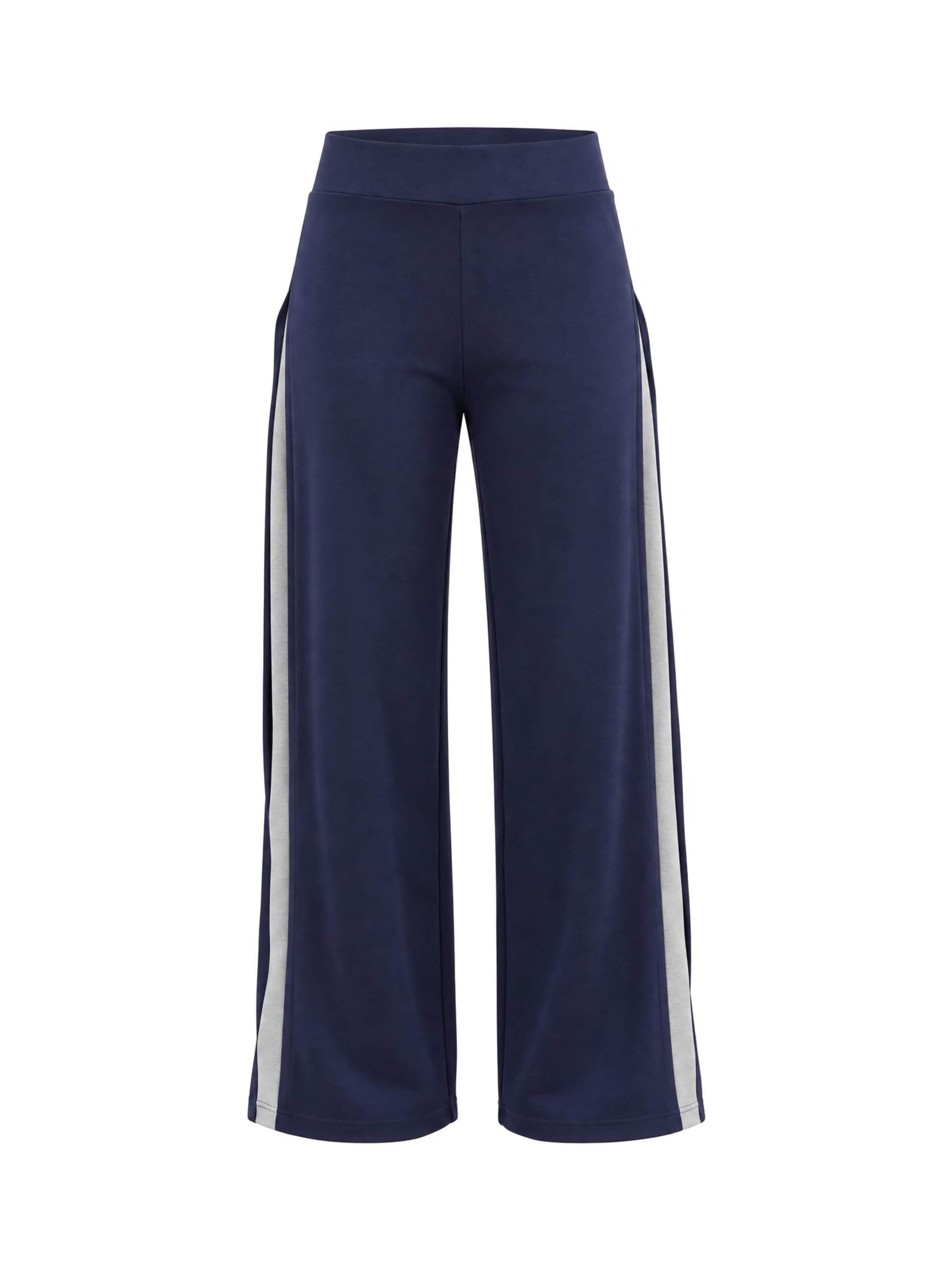 Lady Bersan Trousers 'Jogginghose' in Blue: front