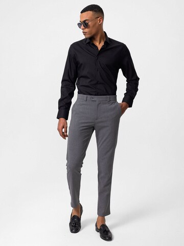 Antioch - Slimfit Calças chino em cinzento