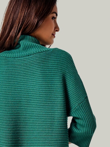 YOU LOOK PERFECT Huispak 'LOUNGEWEAR SET  - Pullover Bailey & Pants Bailey' in Groen