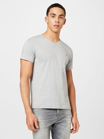 GANT T-Shirt in Grau: predná strana