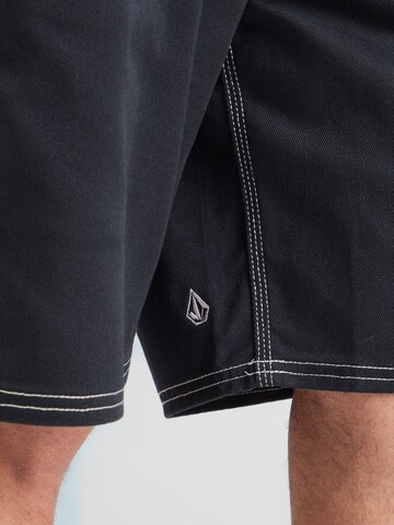 Volcom Loosefit Chino nadrág 'BILLOW' - fekete