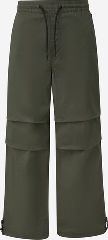 QS Loosefit Broek in Groen: voorkant