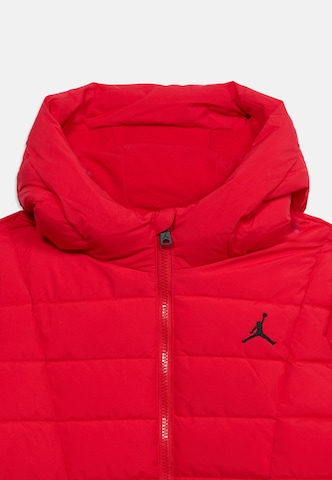 Veste mi-saison Jordan en rouge