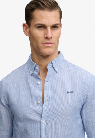 Coupe regular Chemise Superdry & Co en bleu