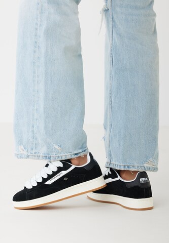 BRITISH KNIGHTS Sneaker low 'Ezo' i sort