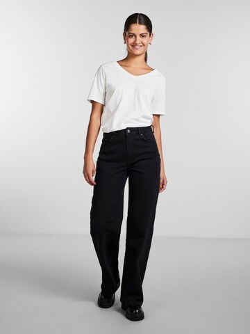 regular Jeans 'Holly' di PIECES in nero