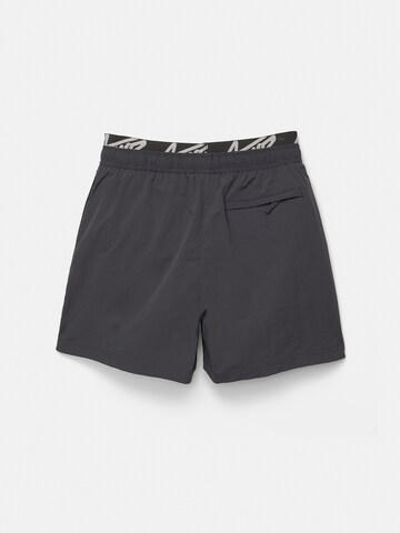 Shorts de bain Pull&Bear en noir