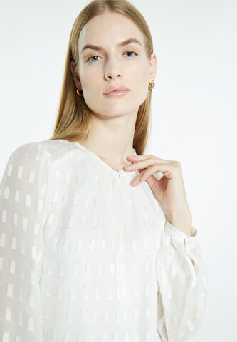 DreiMaster Klassik Blouse 'Casnagie' in White