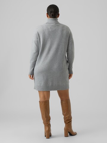 Vero Moda Curve Kleid 'Brilliant' in Grau