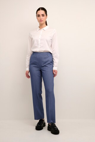 Kaffe Regular Pantalon 'Sakura' in Blauw