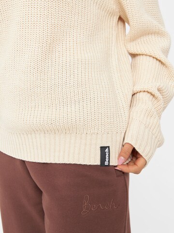 BENCH Pullover in Beige