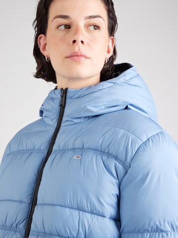 Tommy Jeans Jacke in Blau