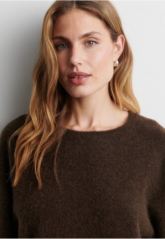 SECOND FEMALE - Jersey 'Gabby' en marrón