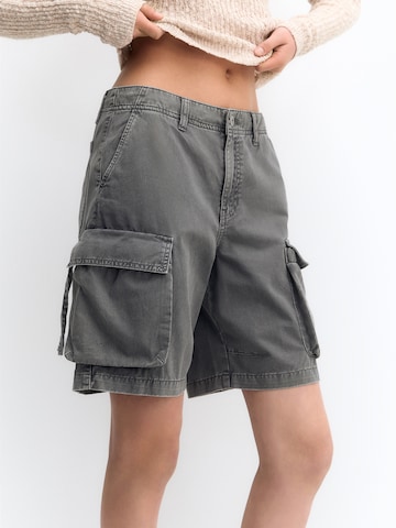 Loosefit Pantaloni cargo di Pull&Bear in grigio