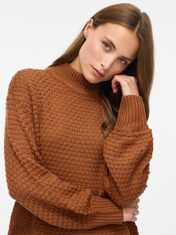 VILA Sweater in Brown
