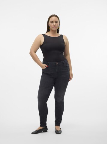 Vero Moda Curve Regular Jeans 'VMLux' in Black