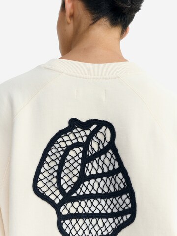 Thinking MU Sweatshirt 'SHELL' in Weiß