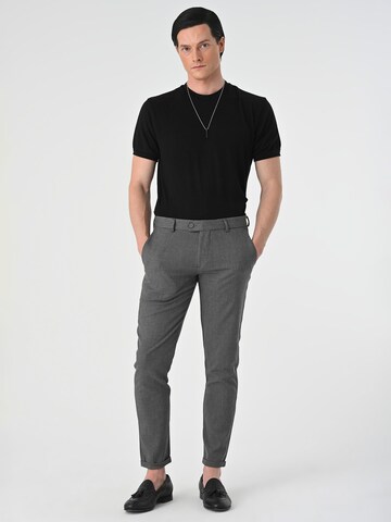 Regular Pantalon Antioch en gris