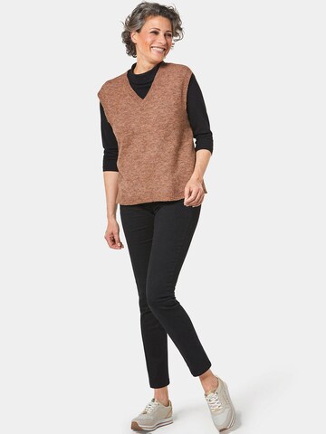 Goldner Pullover in Braun