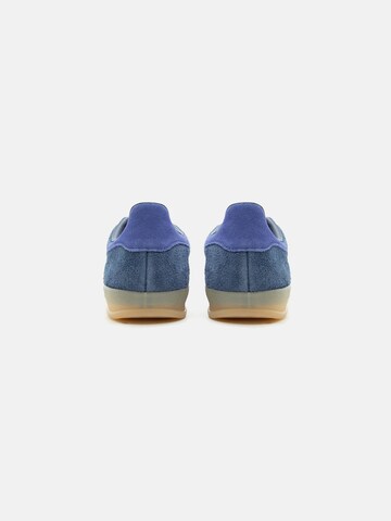 mėlyna ADIDAS ORIGINALS Sportbačiai be auliuko 'GAZELLE INDOOR'