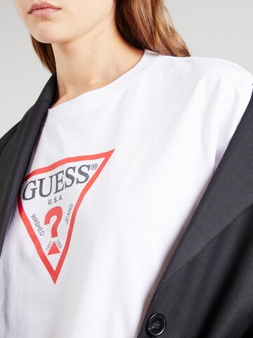 T-shirt 'ICONIC' GUESS JEANS en blanc