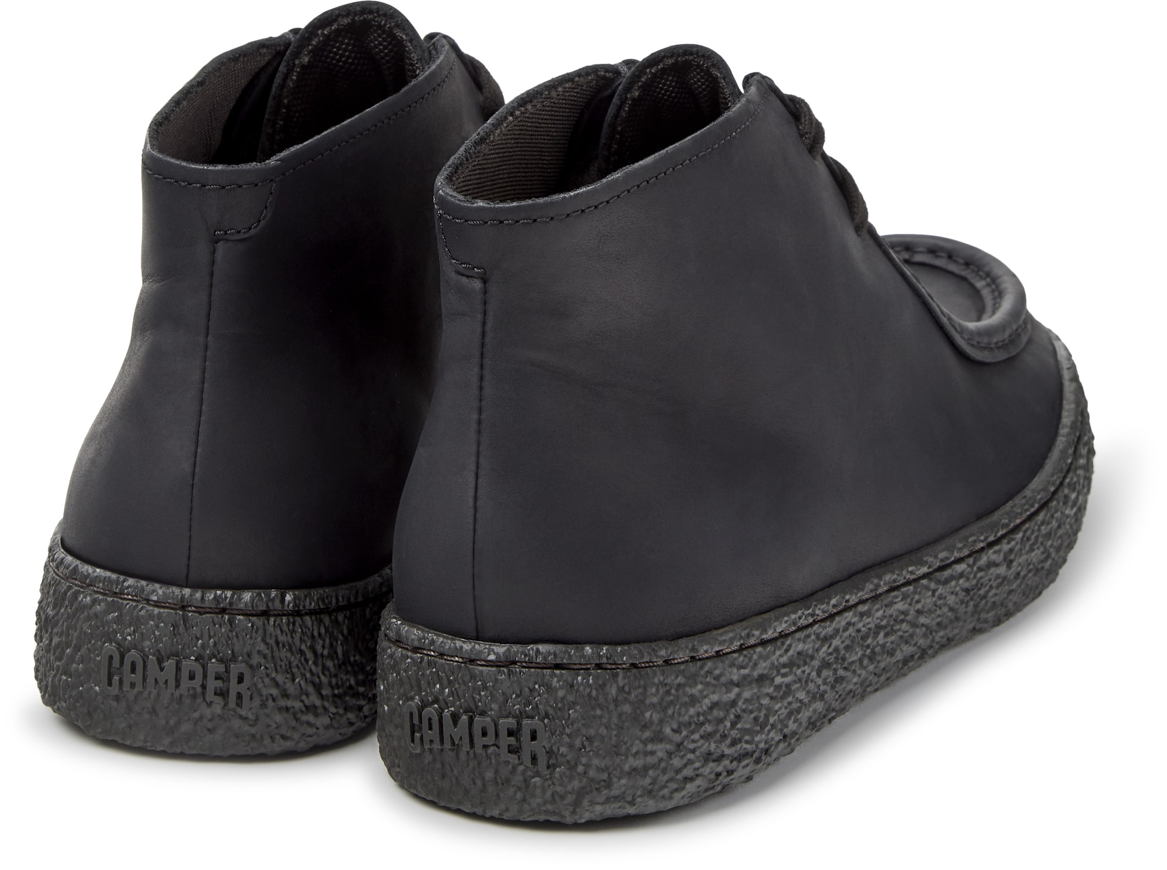 Scarpa stringata 'Peu Terreno' di CAMPER in nero