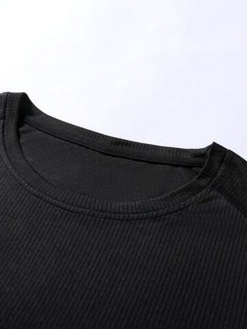 YOUTHUP Performance Shirt 'Feuchtleit' in Black