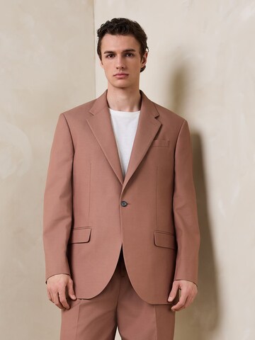 Comfort fit Giacca da completo di Next in marrone: frontale