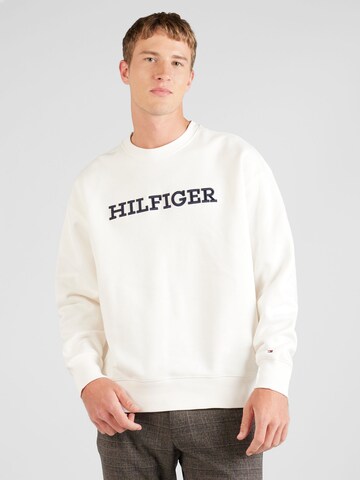 Sweat-shirt TOMMY HILFIGER en blanc : devant