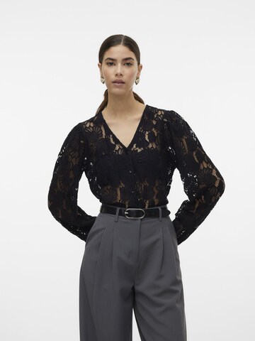 VERO MODA Blouse 'GABENA' in Zwart: voorkant