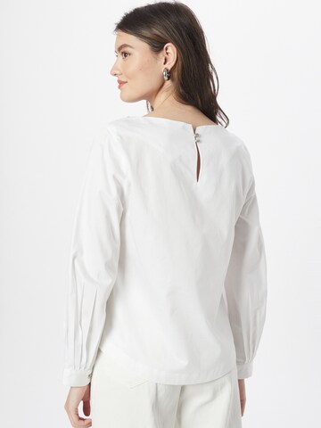 s.Oliver Blouse in White