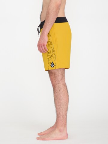 Volcom Boardshorts 'ABOUT TIME LIBERATORS 17' in Gelb